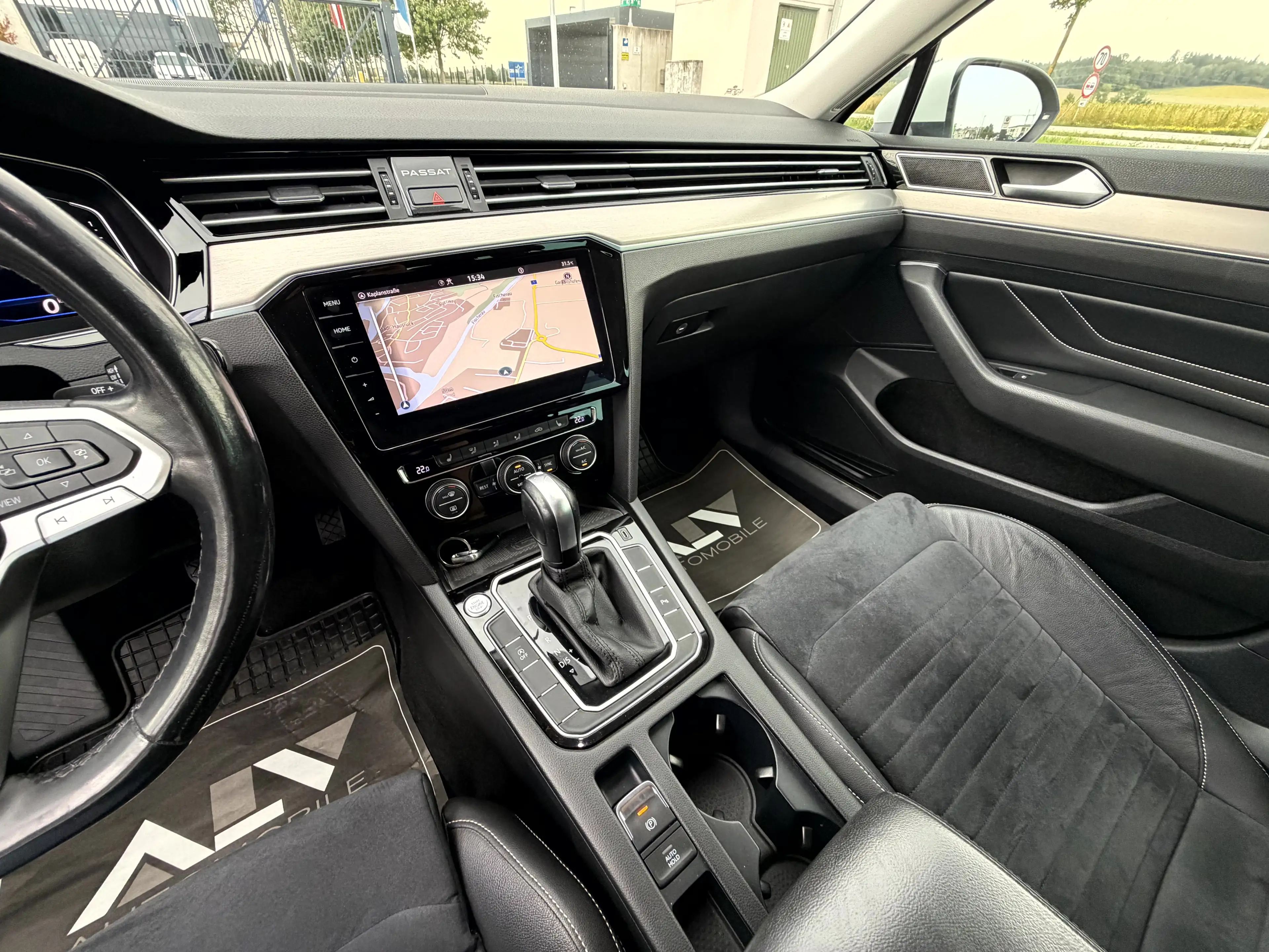 Volkswagen Passat Variant Elegance 2,0 TDI DSG Virtual|Alcantara|LED — photo 13