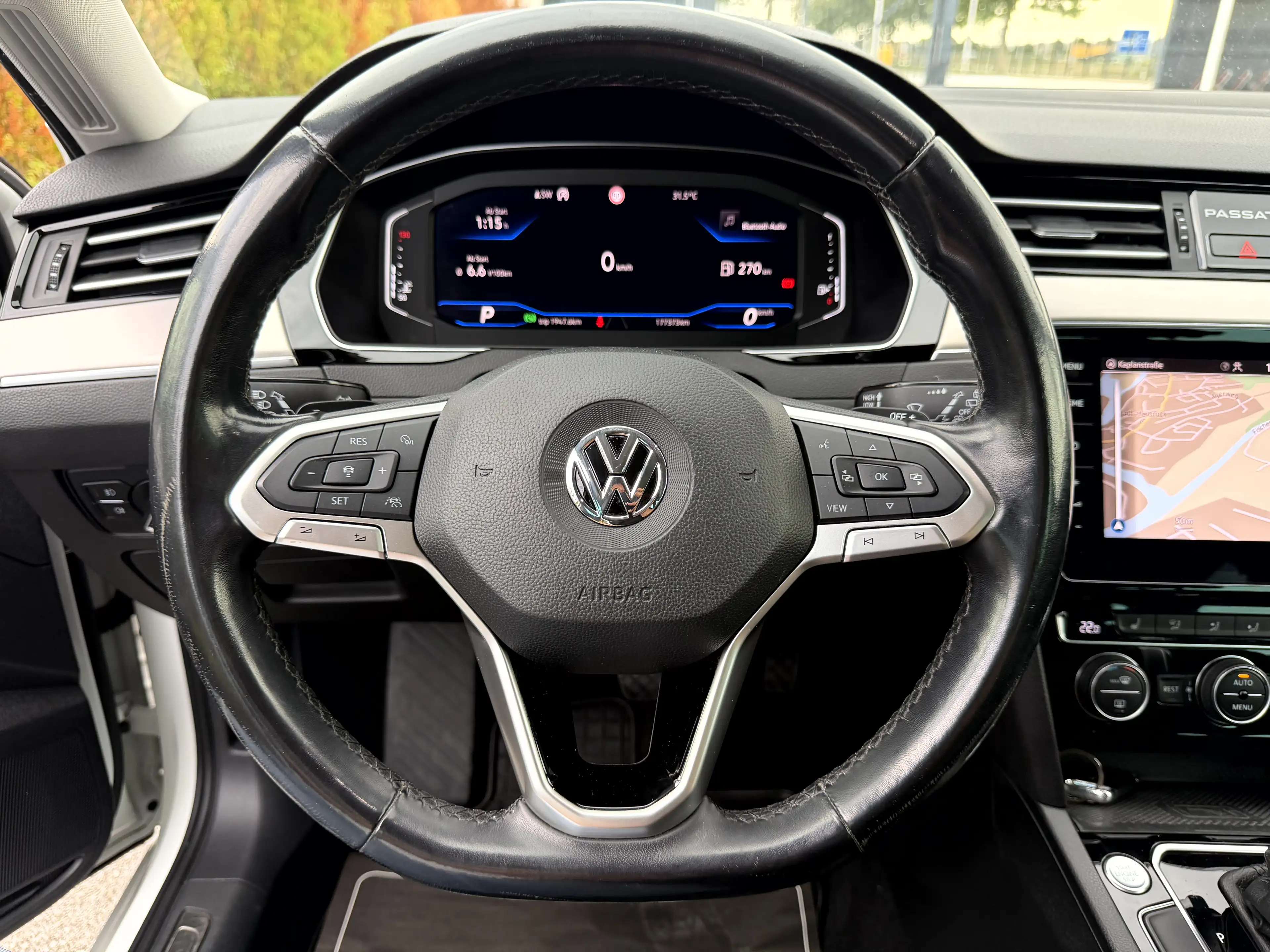 Volkswagen Passat Variant Elegance 2,0 TDI DSG Virtual|Alcantara|LED — photo 14