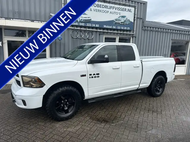 Dodge RAM 1500 5.7 V8 4x4 Quad Cab 6'4