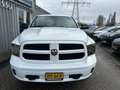 Dodge RAM 1500 5.7 V8 4x4 Quad Cab 6'4 Wit - thumbnail 2