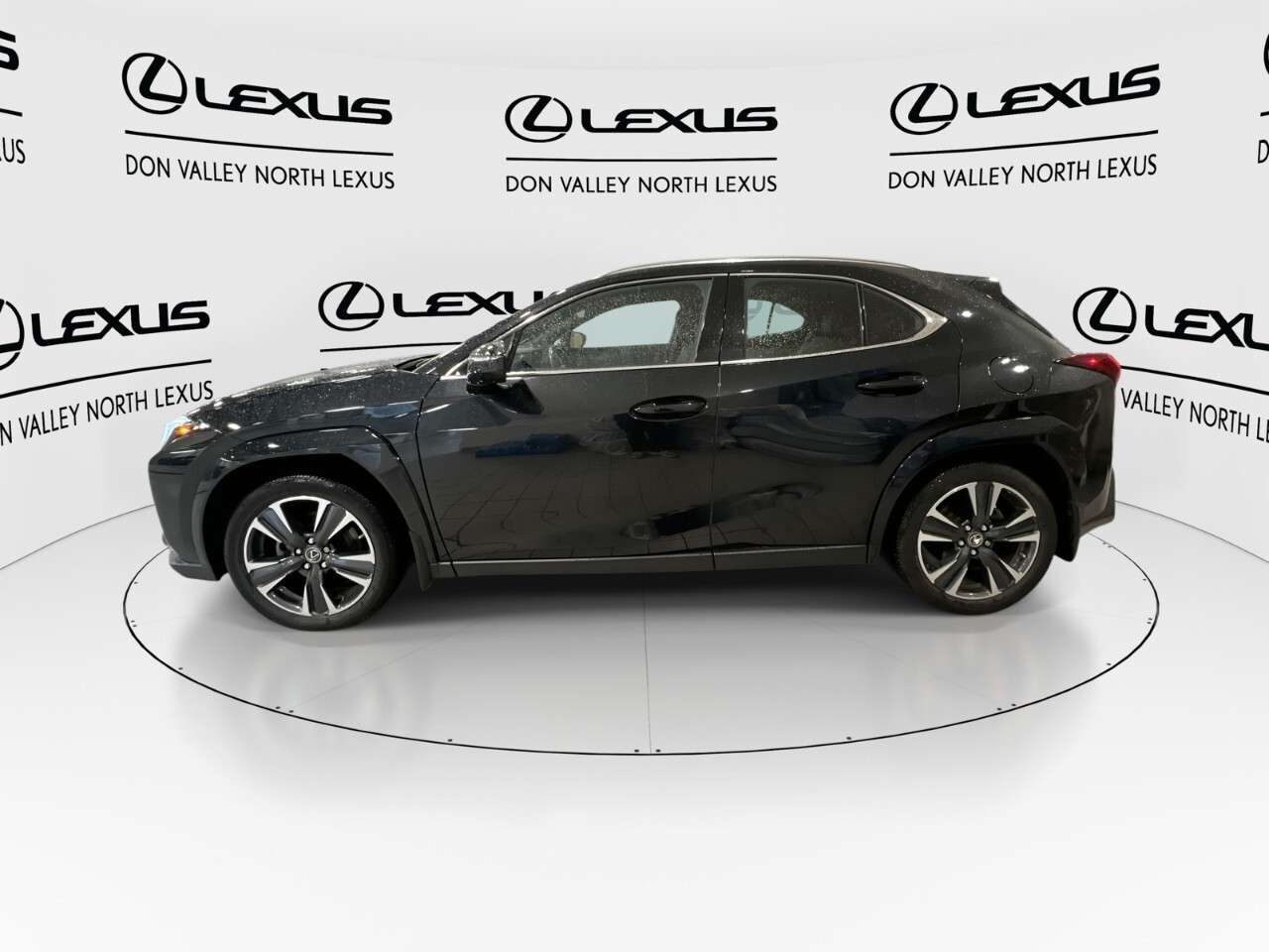 2024 Lexus UX Luxury Pkg-Heated and Vented Seats-Head Up Display — снимка 1