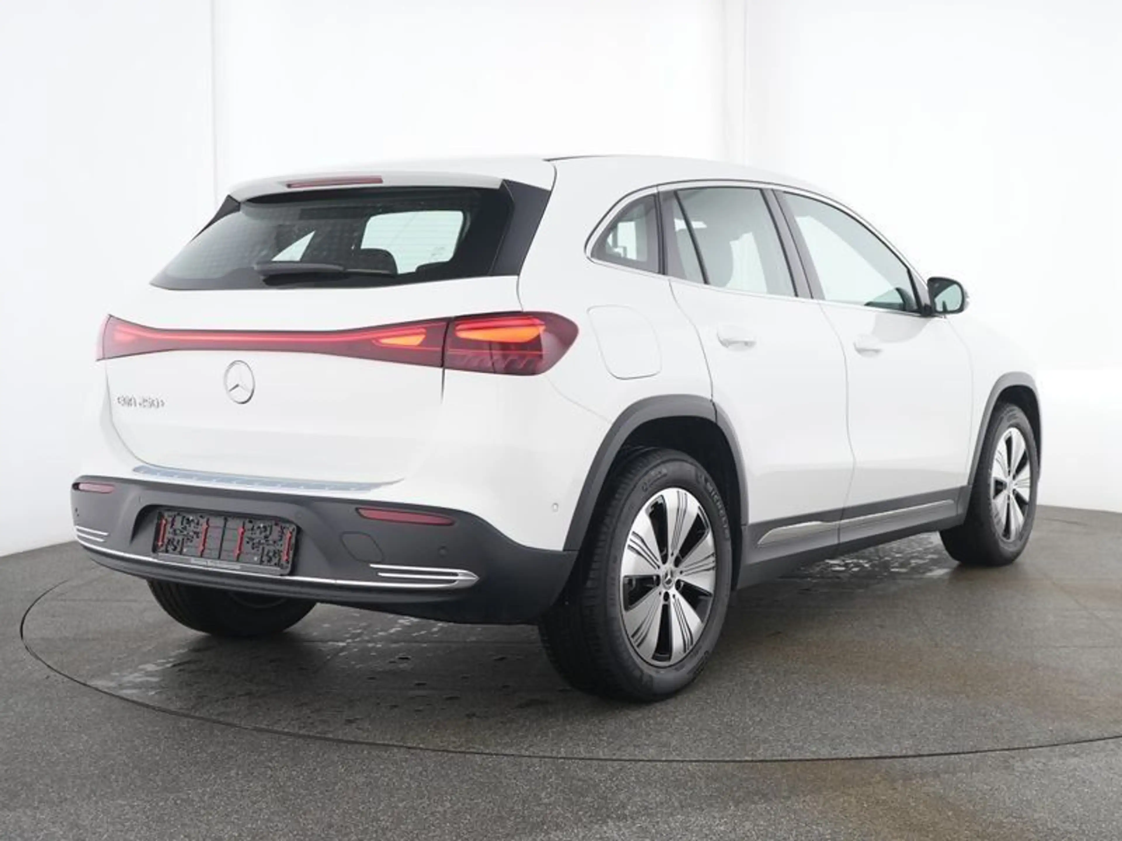 Mercedes-Benz EQA 250+ PROGR-ADVANCED MEMORY PRE-SAFE SIDEBAGS — photo 4