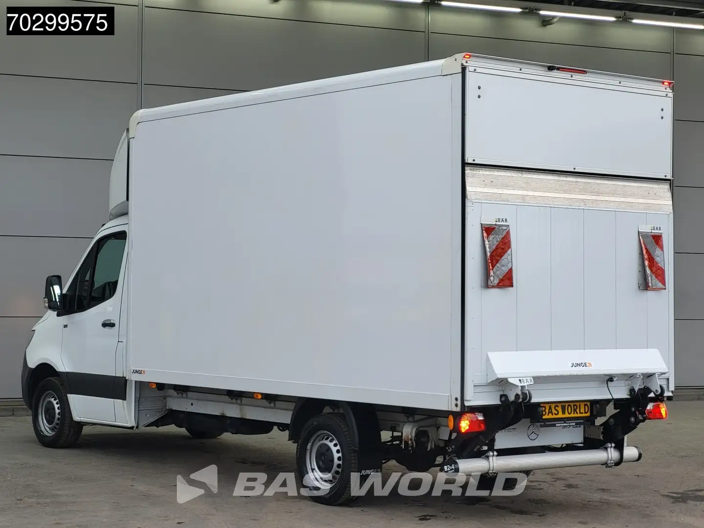 Mercedes-Benz Sprinter 317 CDI Laadklep Automaat Bakwagen 170PK Airco Cam Blanc - 2