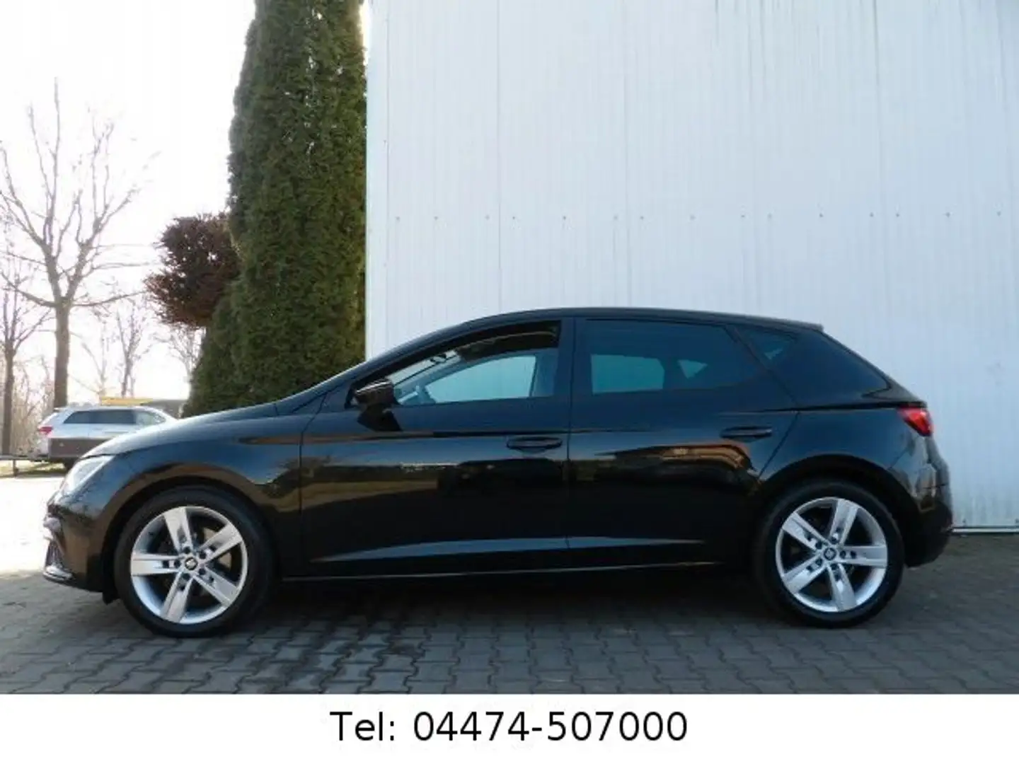 SEAT Leon FR 1.4 TSI 150PS Navi Kamera LED DAB Noir - 2