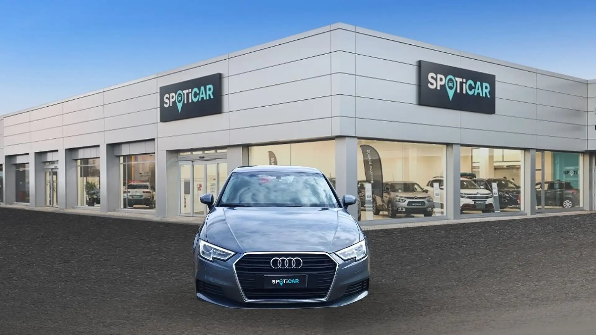Audi A3 SPB 30 TFSI S tronic Business Gris - 2