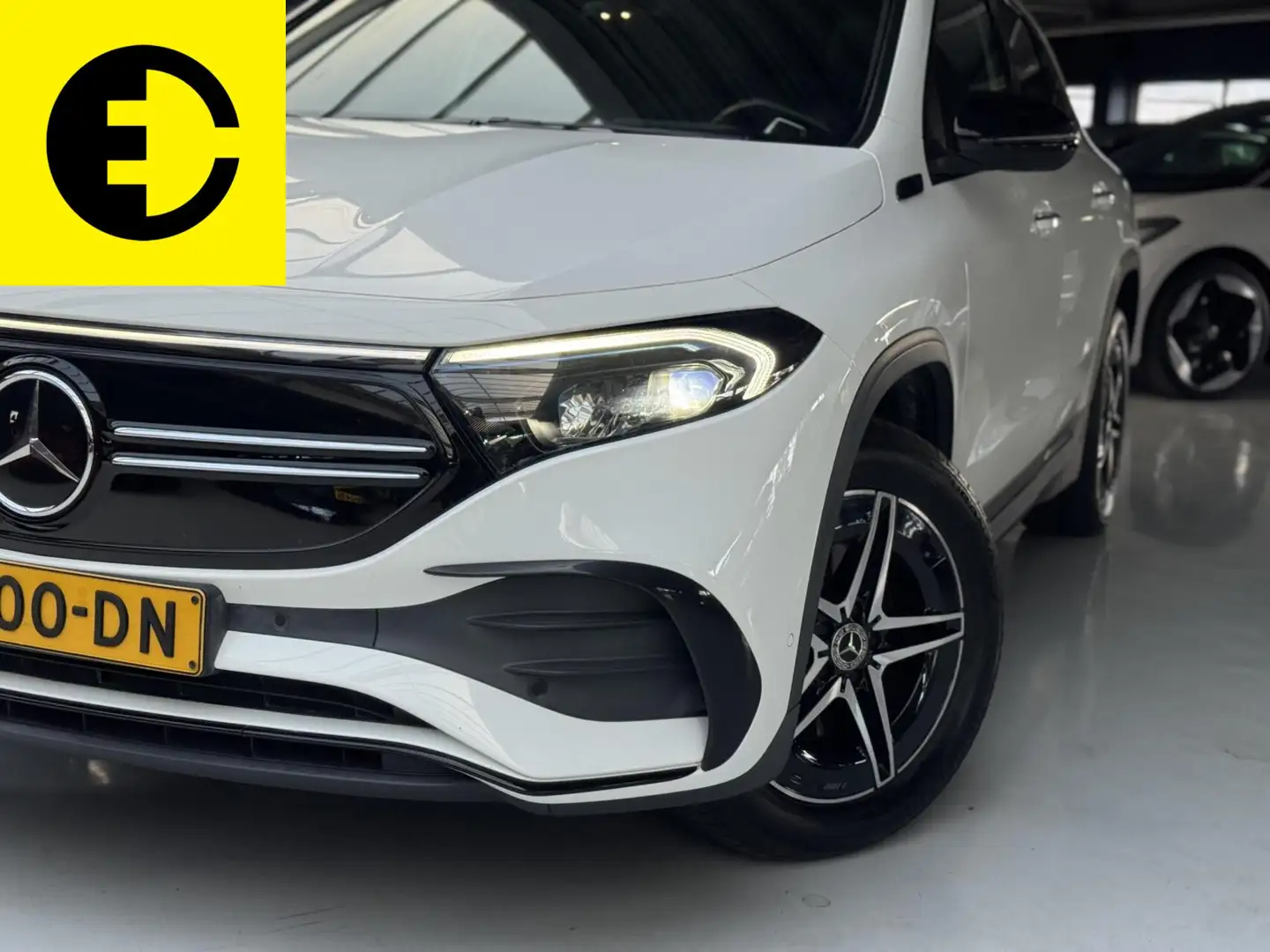 Mercedes-Benz EQA 250 | AMG-Pakket | 67 kWh | SOH 96,9% | Pano Blanc - 2