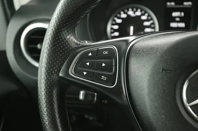 Mercedes-Benz Vito view 14
