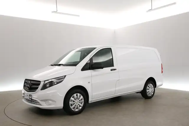 Mercedes-Benz Vito view 8