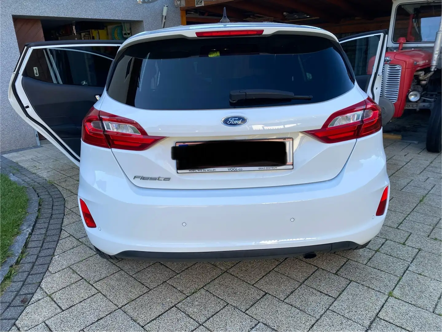 Ford Fiesta Fiesta Titanium 1,1 Start/Stop Titanium Weiß - 2
