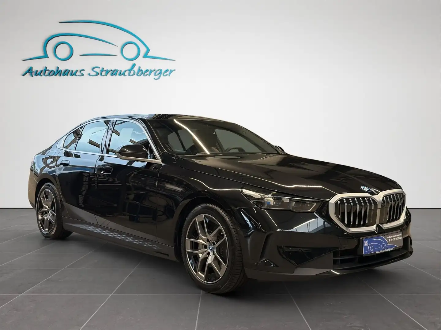 BMW i5 40e Lim. ACC B&W 360° Pano KZU HuD 4ZK SHZ Чорний - 2