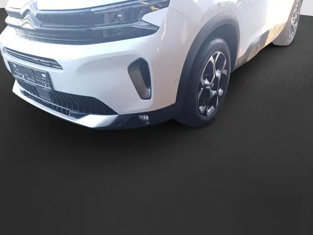 Citroen C5 Aircross view 10