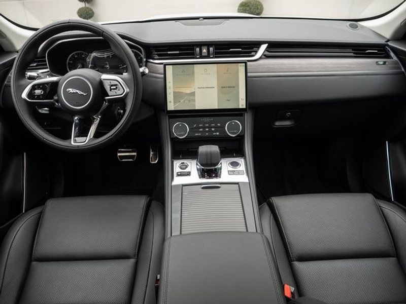 Jaguar F-Pace P250 SE AWD (Meridian) Memorypaket — photo 10