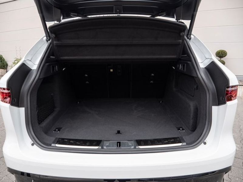 Jaguar F-Pace P250 SE AWD (Meridian) Memorypaket — photo 15