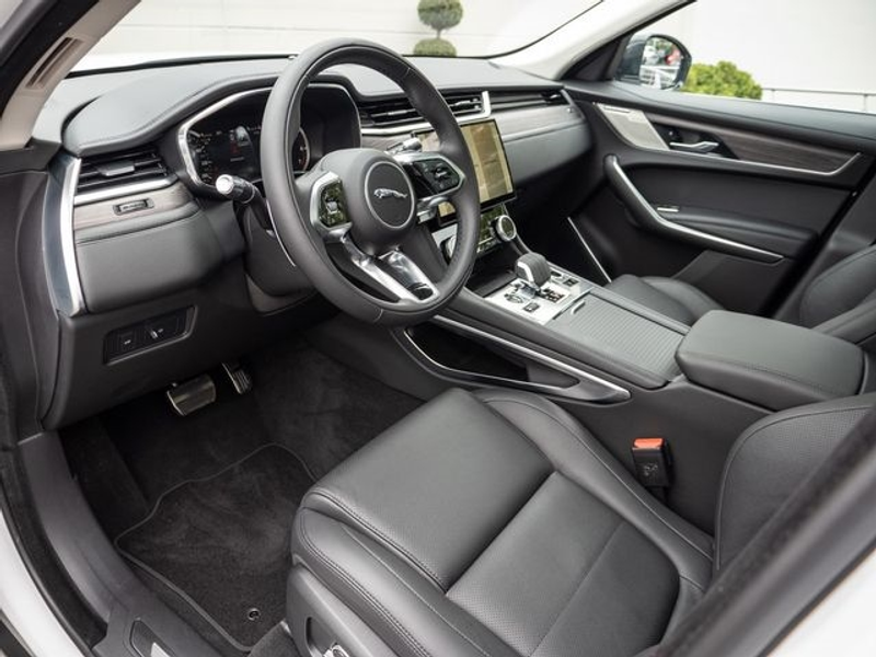 Jaguar F-Pace P250 SE AWD (Meridian) Memorypaket — photo 6
