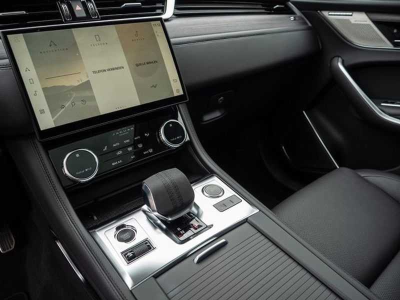 Jaguar F-Pace P250 SE AWD (Meridian) Memorypaket — photo 9