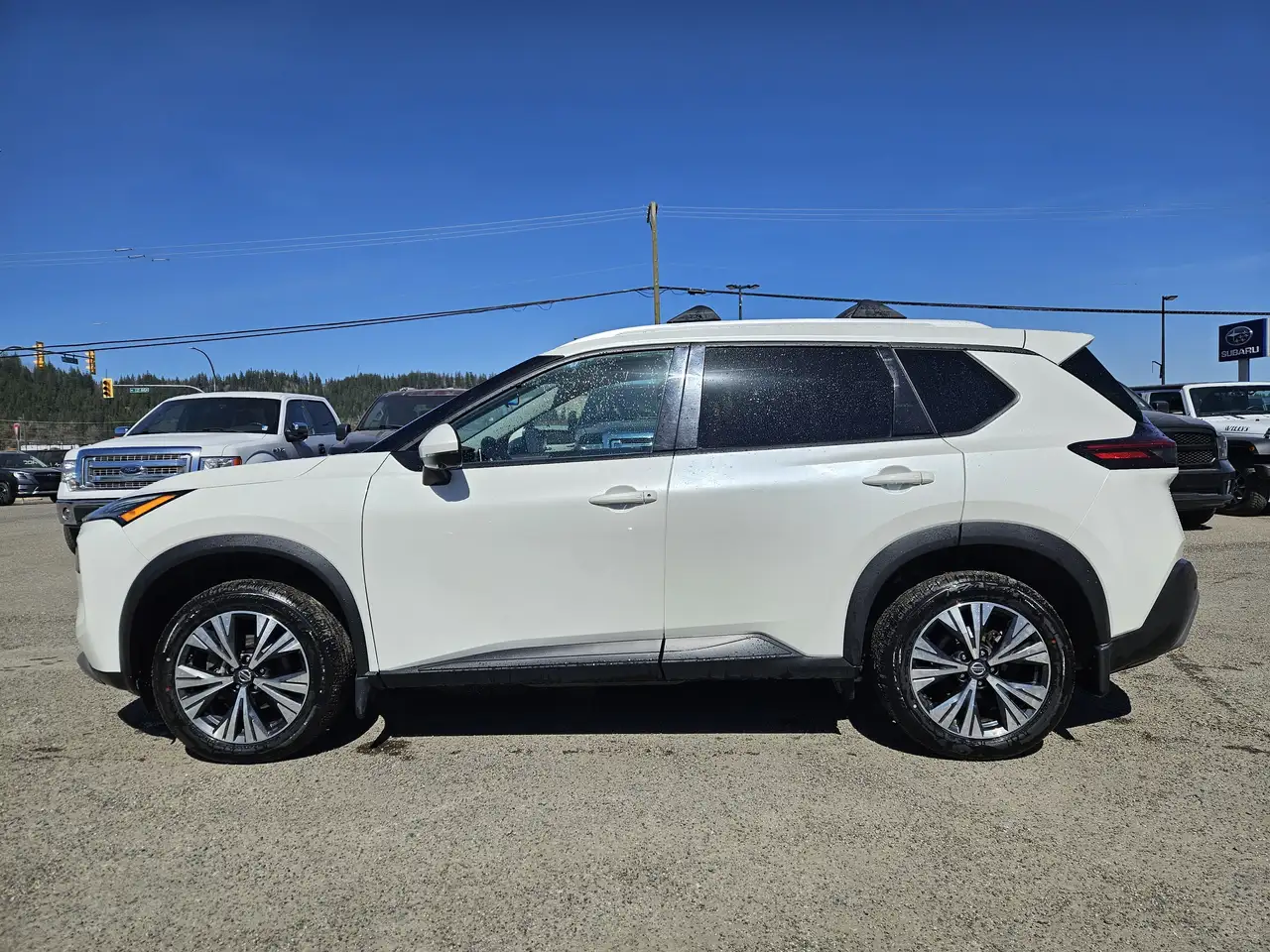 Nissan Rogue снимка Nissan Rogue