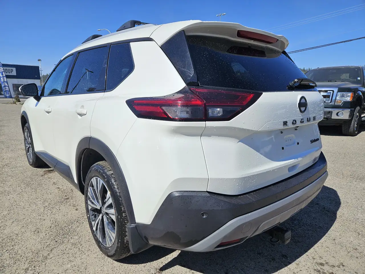 Nissan Rogue снимка Nissan Rogue