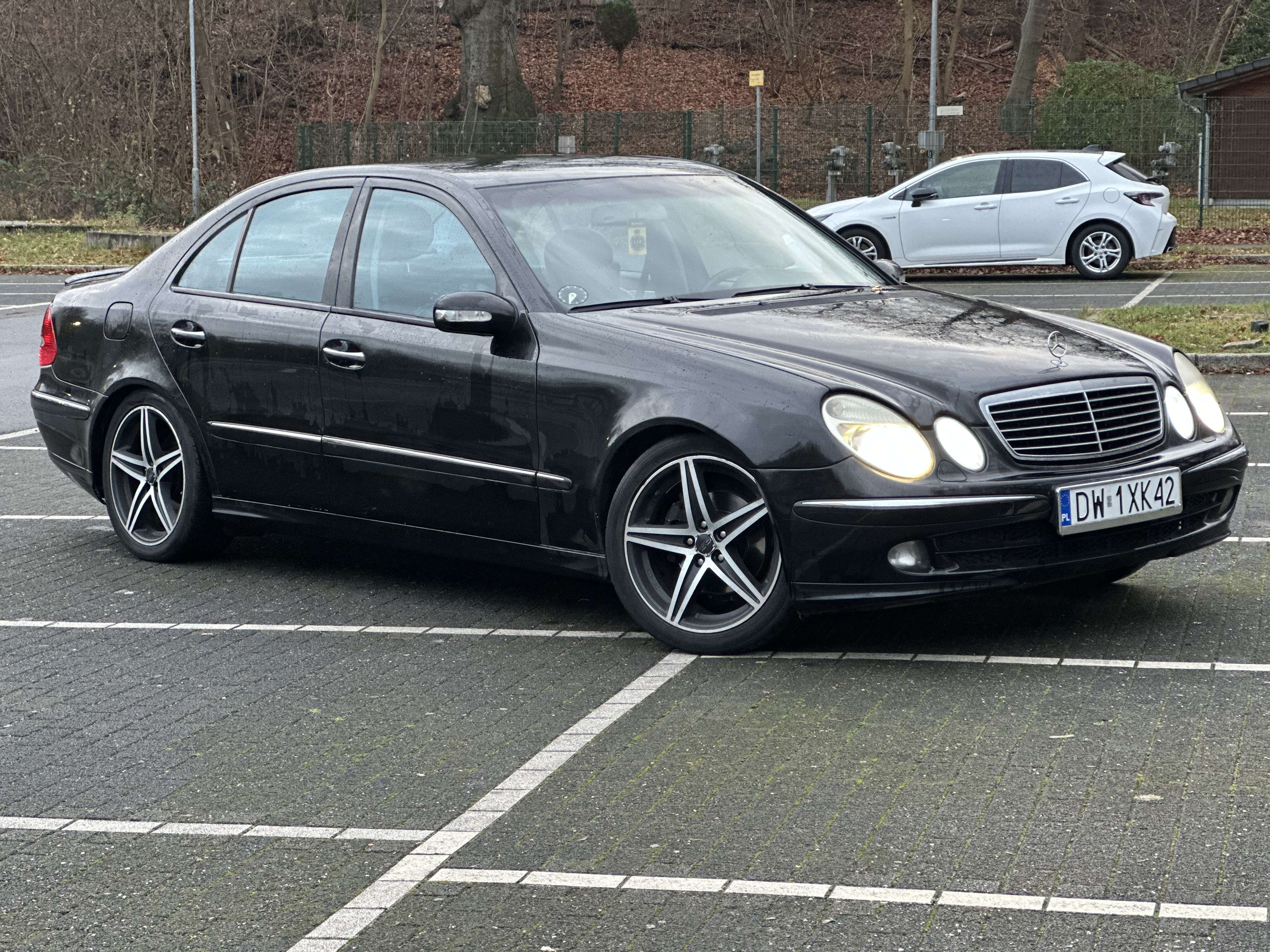Second hand Mercedes Benz E-Class 280