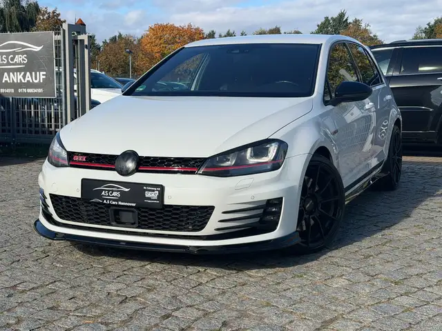 Volkswagen Golf GTI Performance*Leder*Xenon*Beast*Euro6