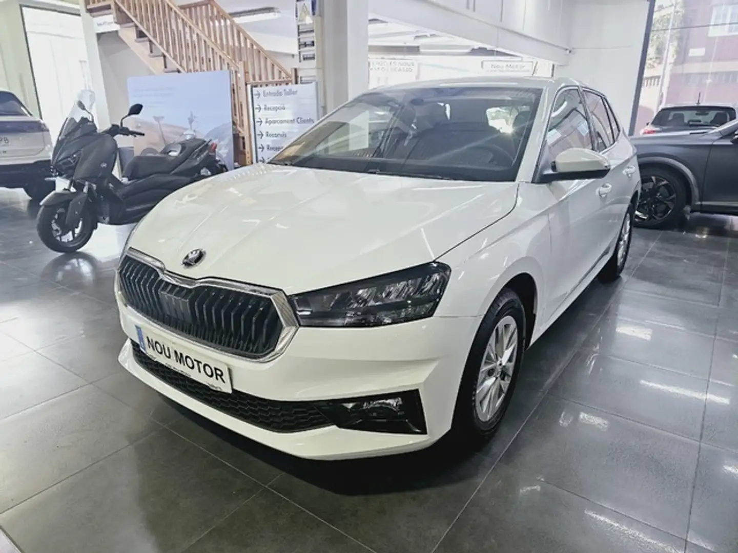 Skoda Fabia 1.0 TSI Design 85kW Blanc - 1
