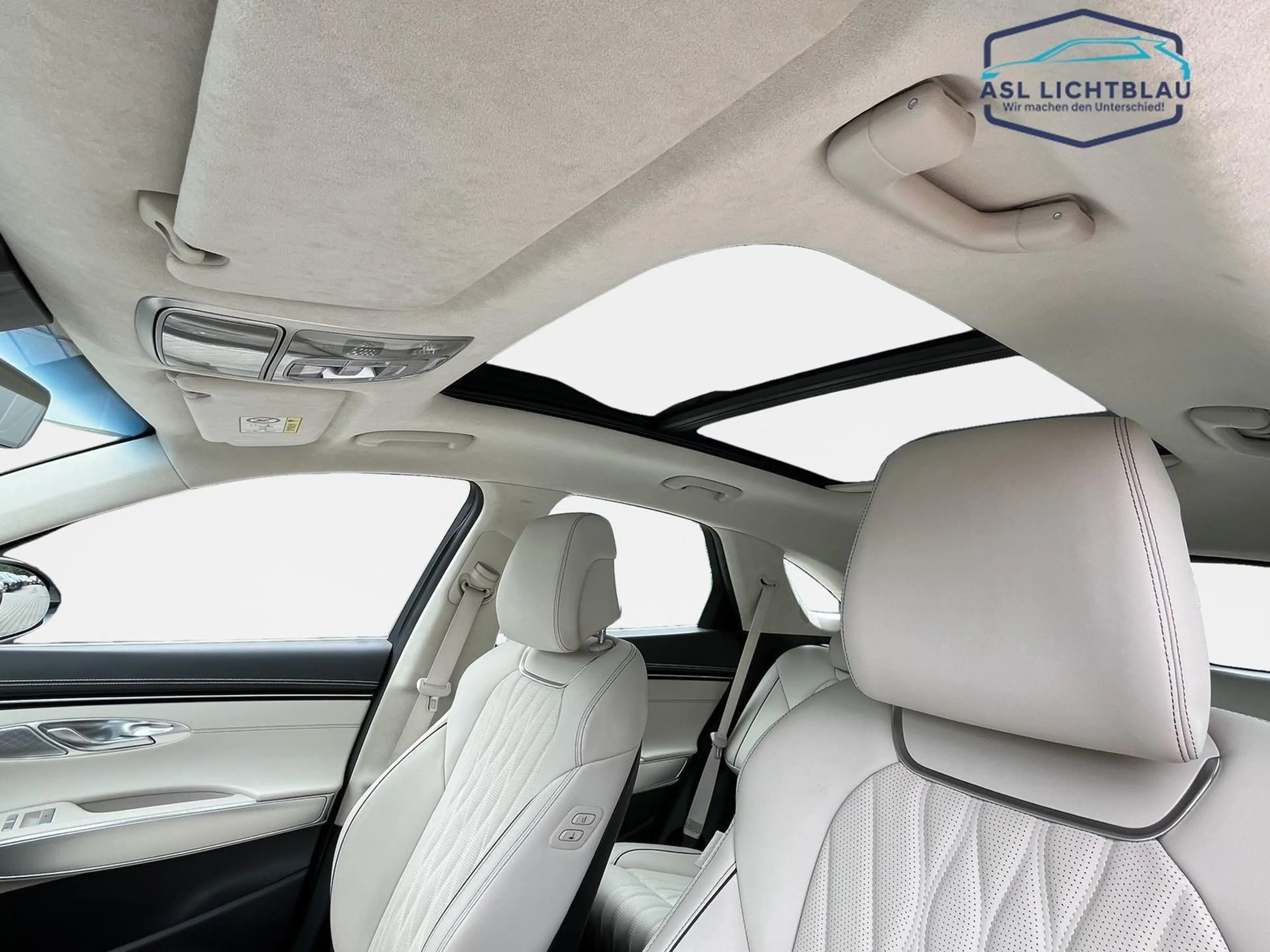 Genesis GV70 2.5 T Luxus AWD Komfort-P GV70 2.5 AWD — photo 11