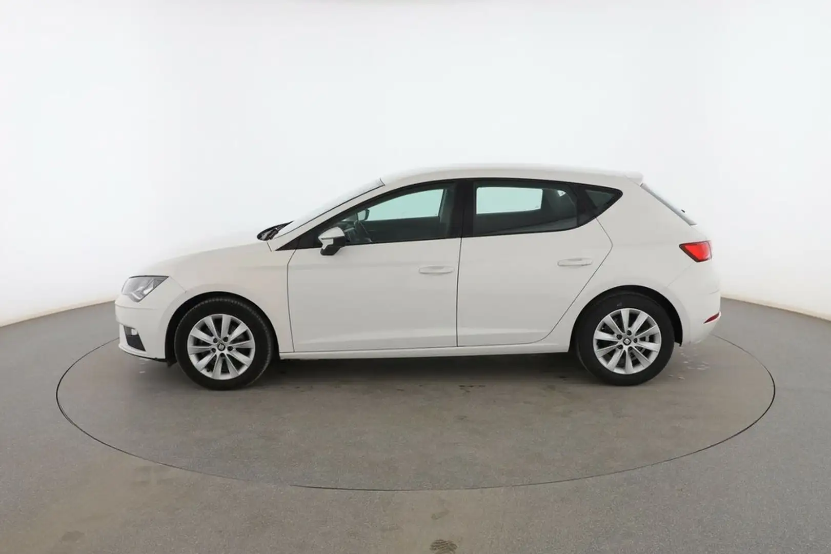 SEAT Leon 1.6 TDI Style Blanc - 2