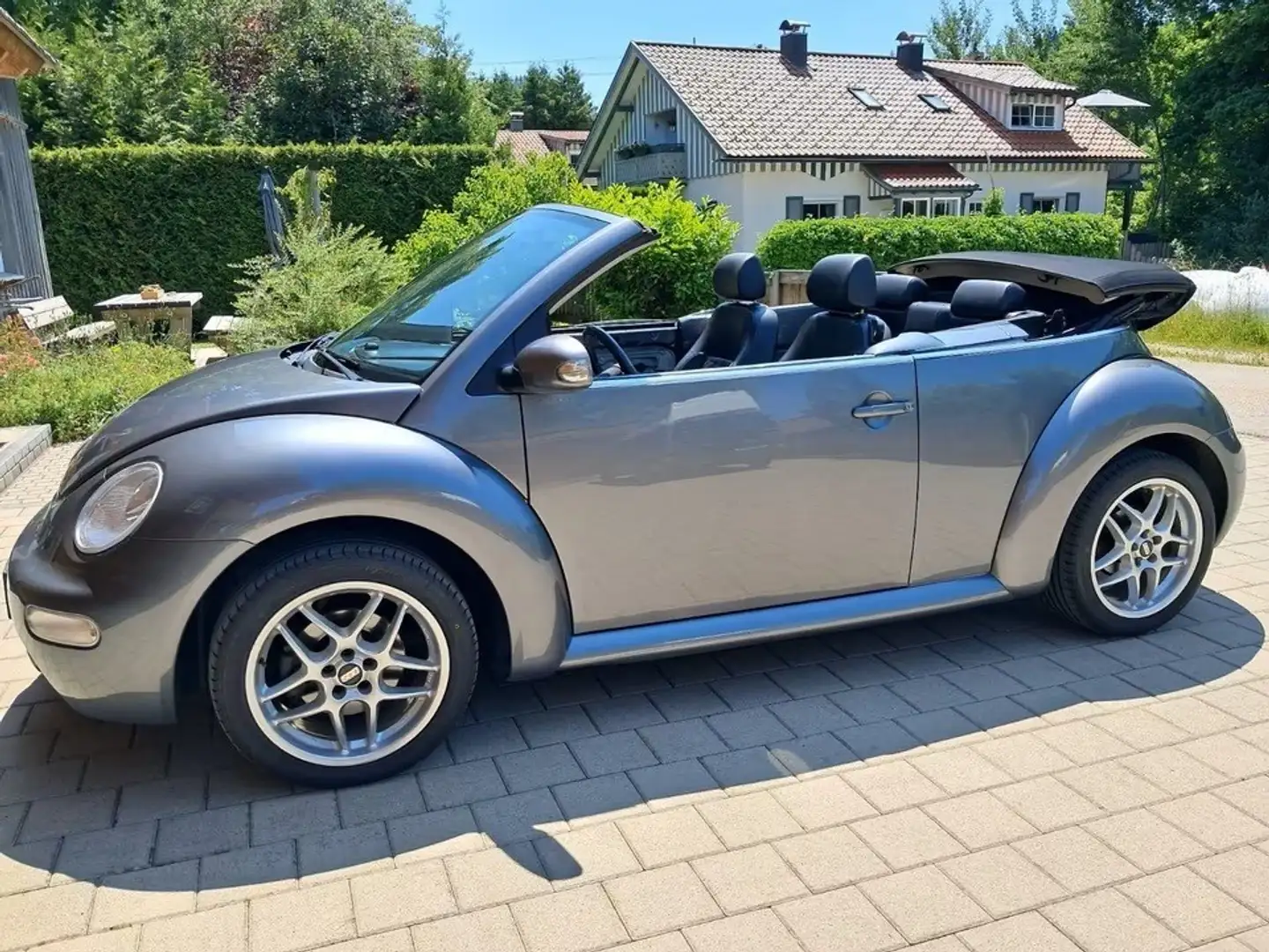 Volkswagen New Beetle New Beetle Cabriolet 2.0 - 1