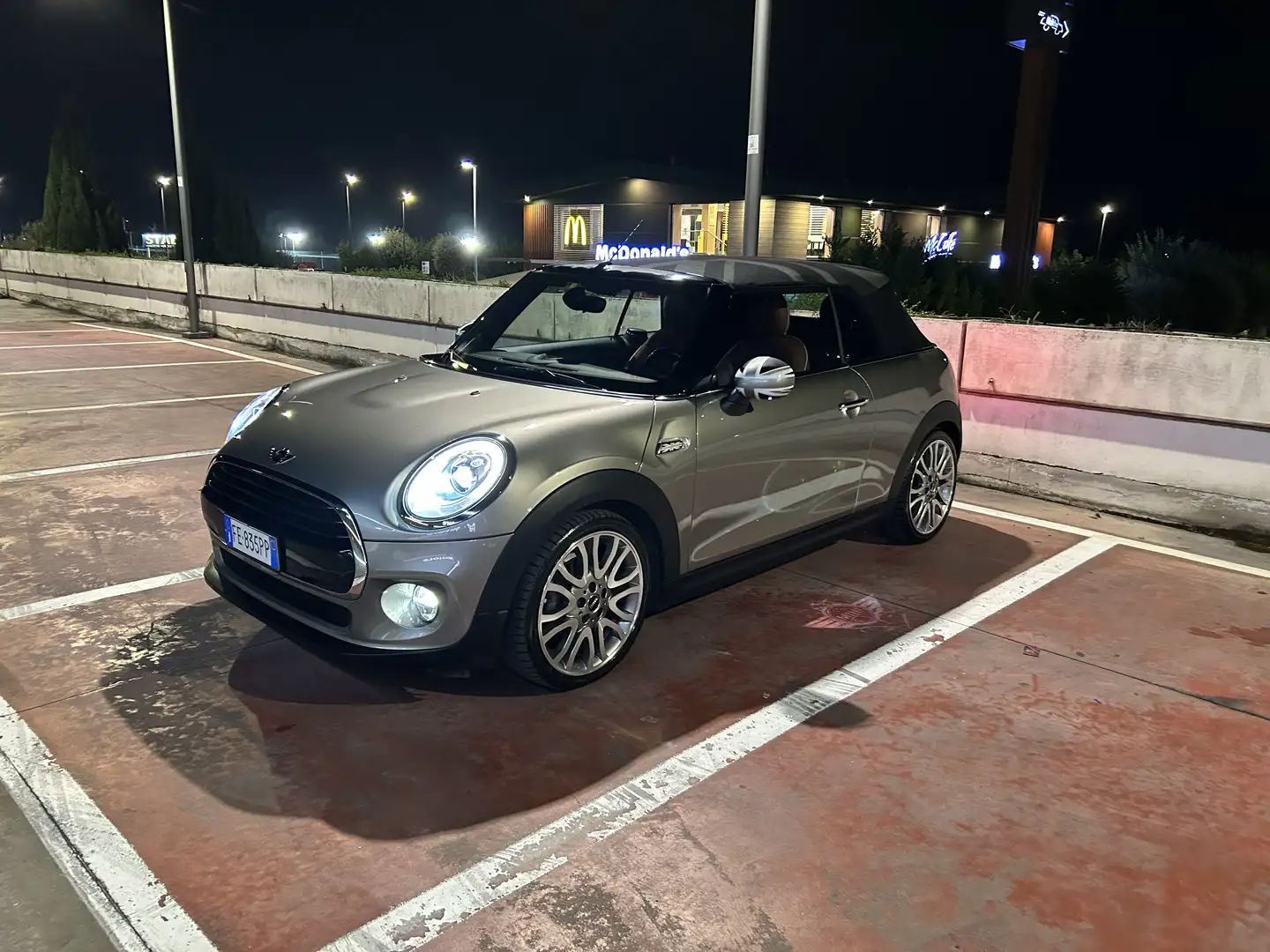 MINI Cooper D Cabrio Allestimento Hype - 1