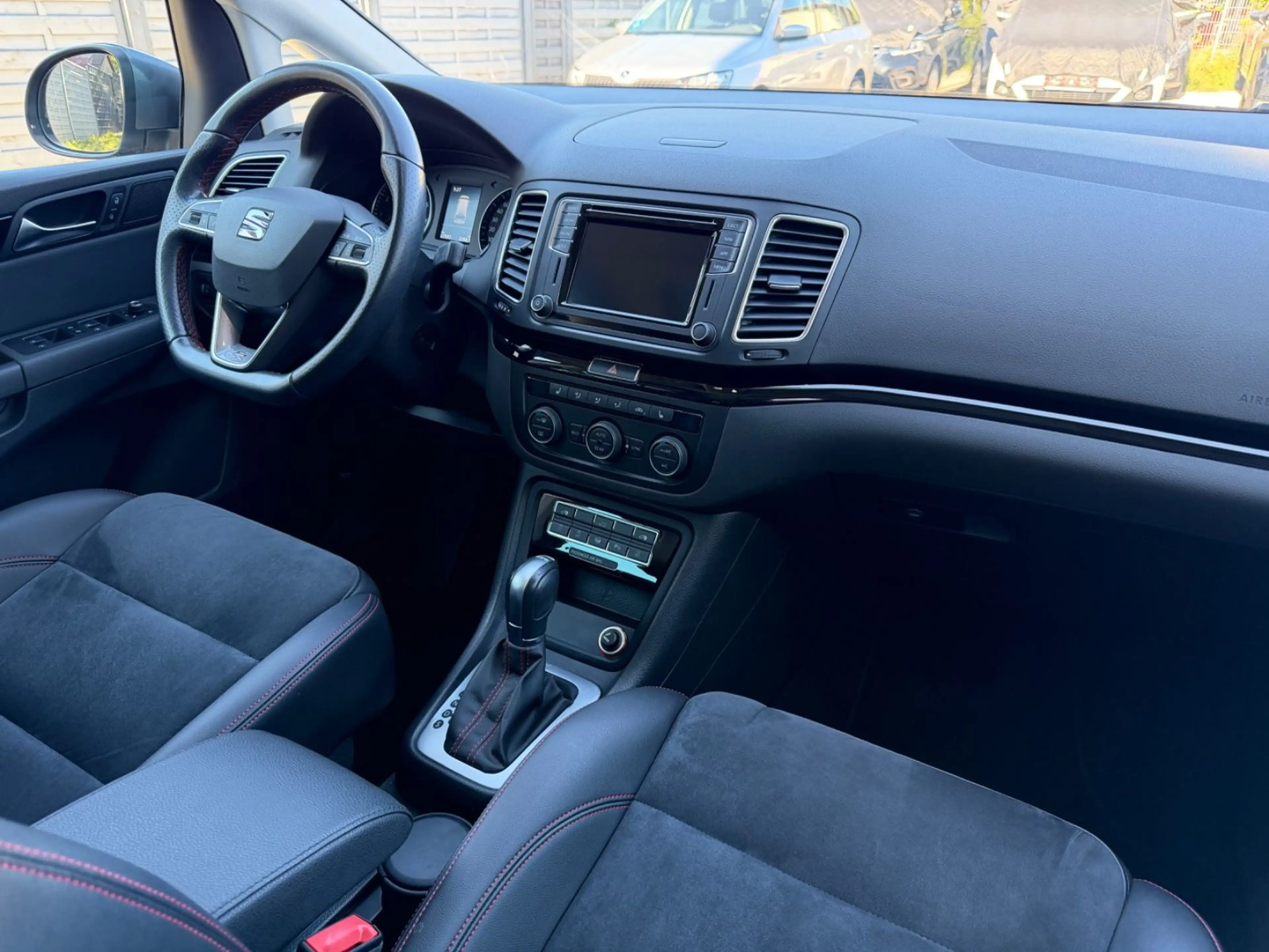 SEAT Alhambra FR-Line 7Sitzer/NAVI/AHK/PANO/1.Hd — photo 10