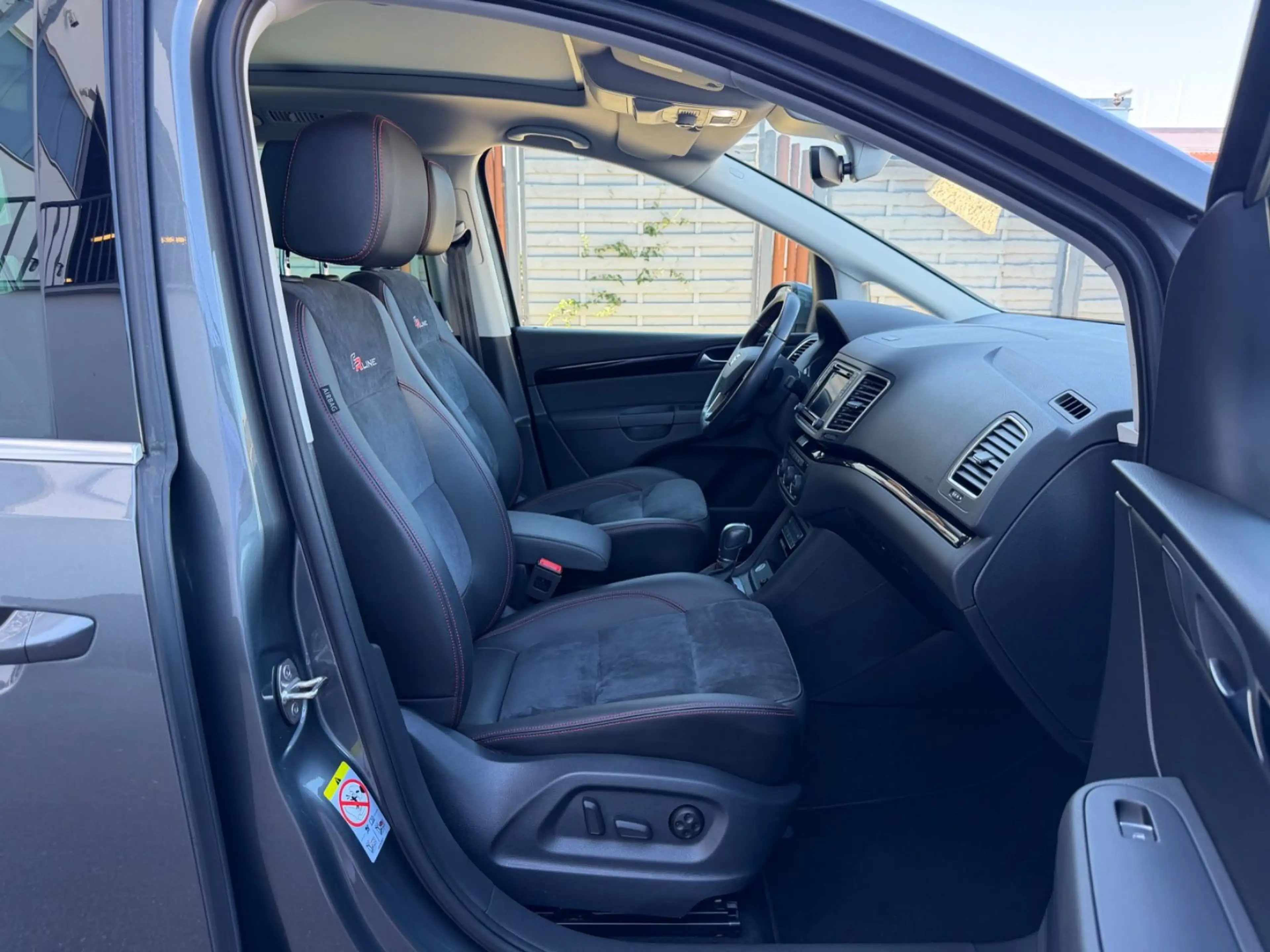 SEAT Alhambra FR-Line 7Sitzer/NAVI/AHK/PANO/1.Hd — photo 11