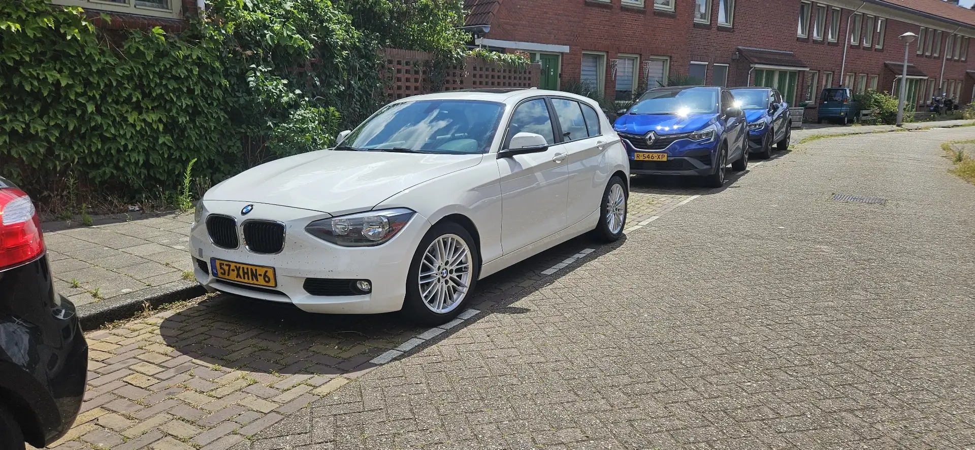 BMW 118 118i Business Automaat Wit - 1