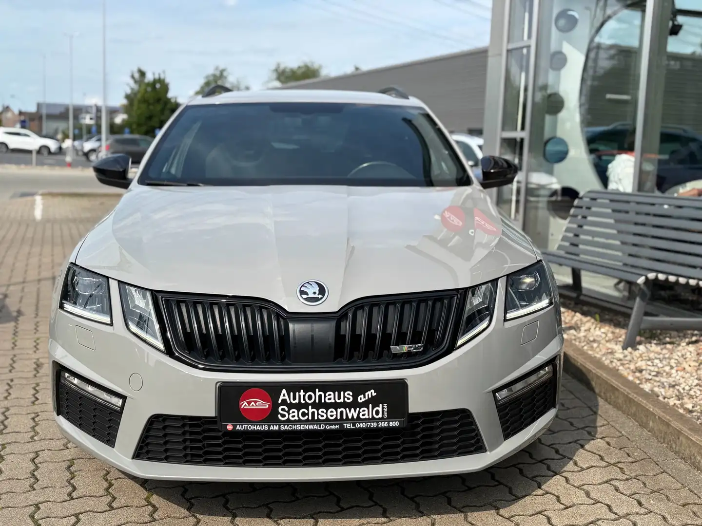 Skoda Octavia Kombi 2.0 TSI RS Grau - 2