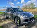 Porsche Cayenne 3.0i V6 hybride - carnet - garantie Grijs - thumbnail 1