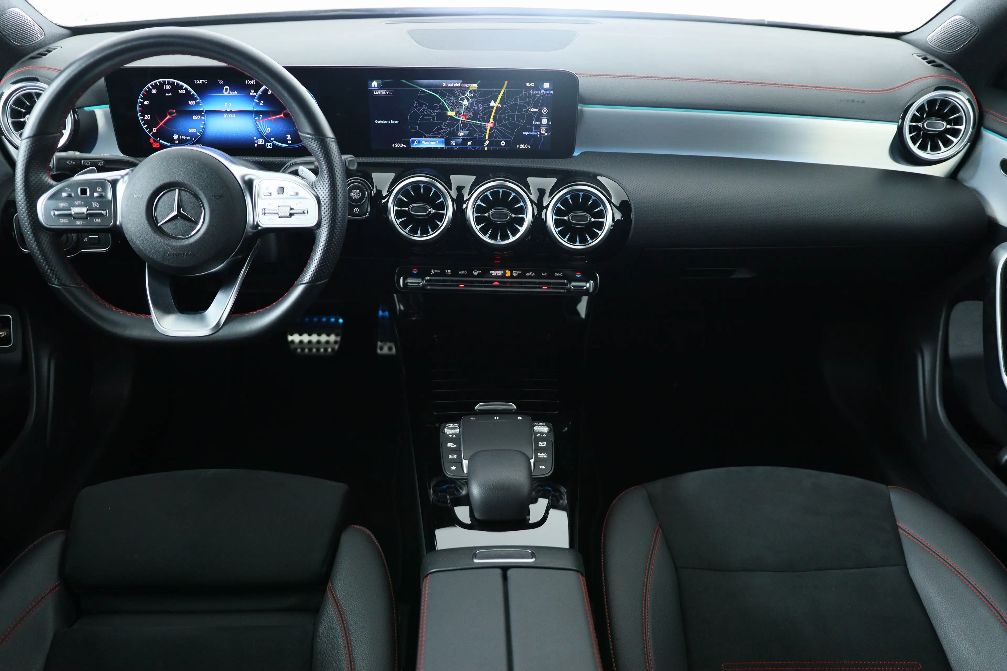 Mercedes-Benz CLA 180 Shooting Brake AMG Line | AMG-styling | Electronic — photo 8
