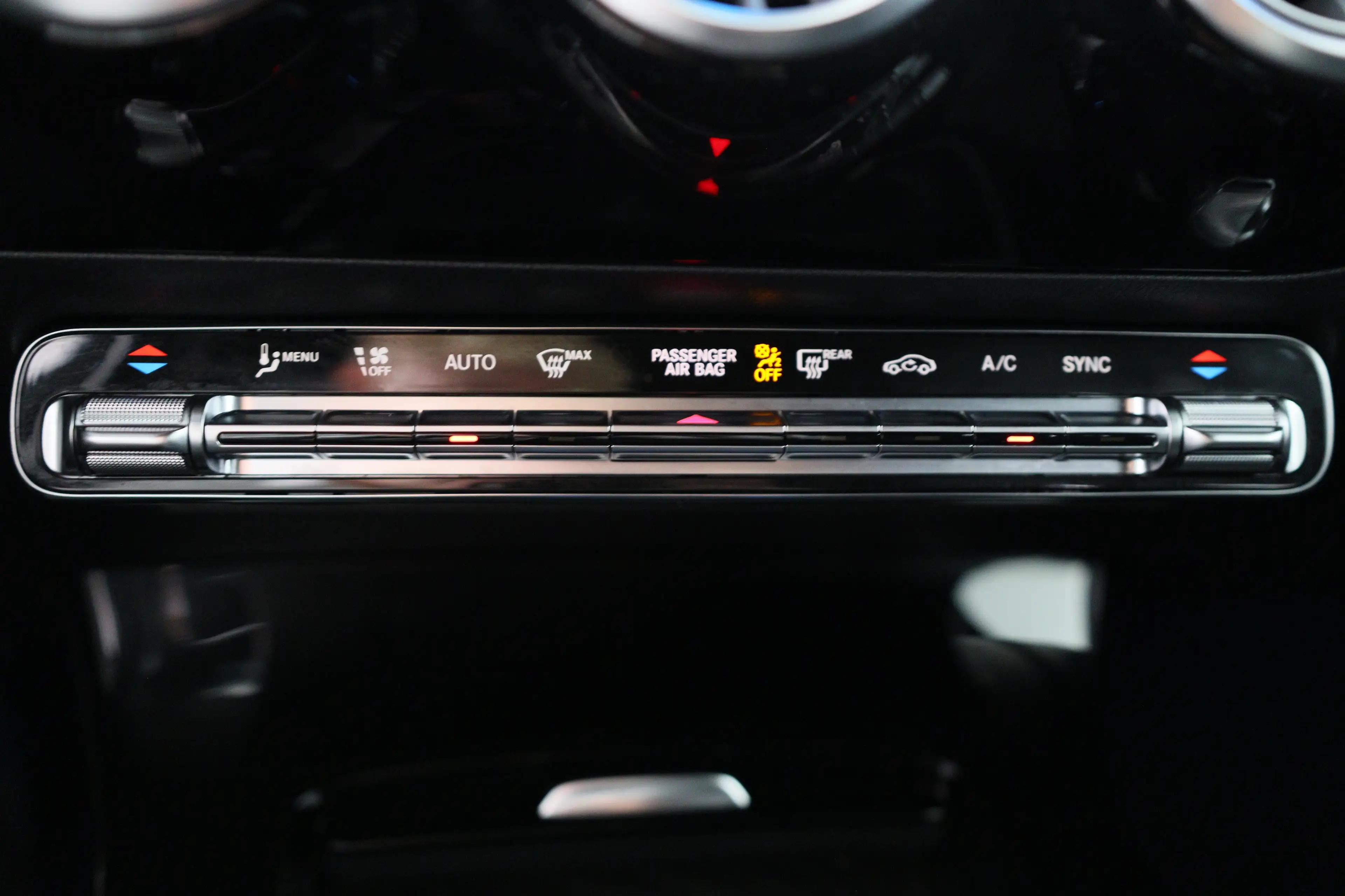 Mercedes-Benz CLA 180 Shooting Brake AMG Line | AMG-styling | Electronic — photo 41