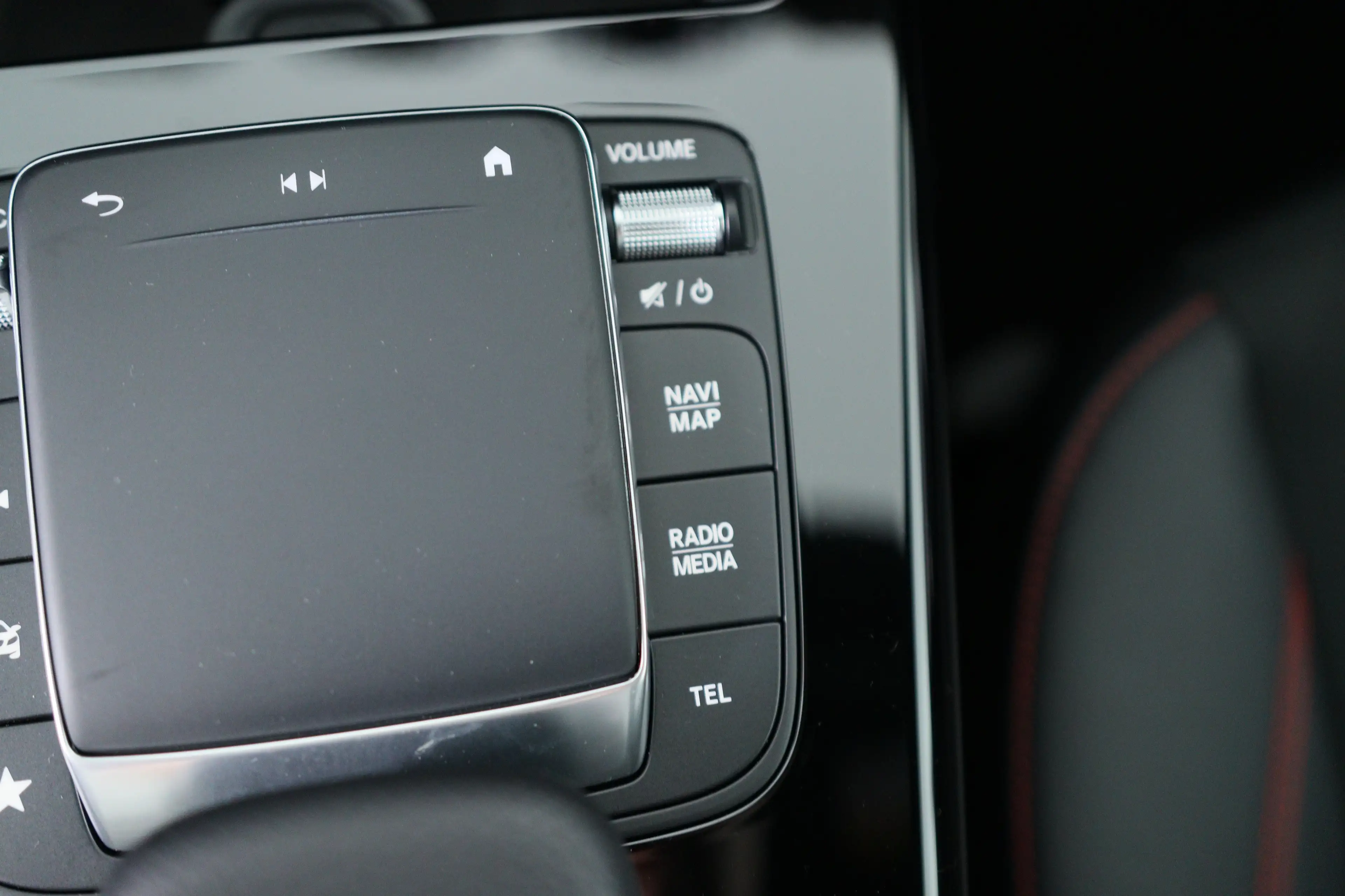 Mercedes-Benz CLA 180 Shooting Brake AMG Line | AMG-styling | Electronic — photo 39
