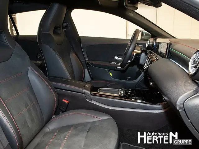 Mercedes-Benz Cla view 6