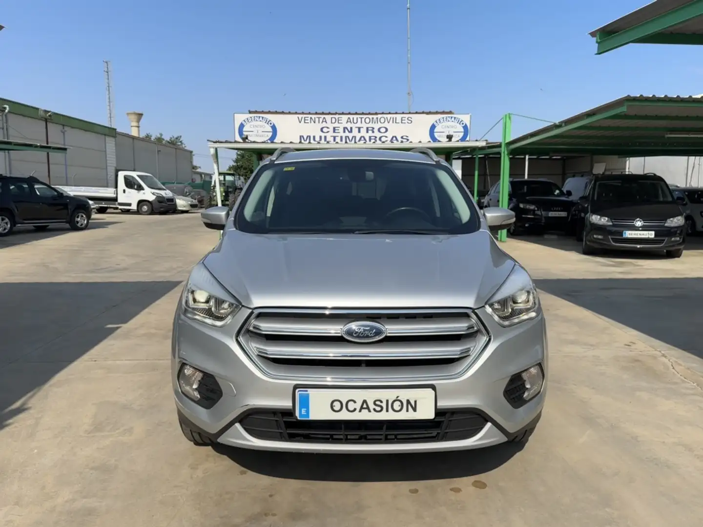 Ford Kuga 1.5TDCi Auto S&S Trend 4x2 120 Grau - 2