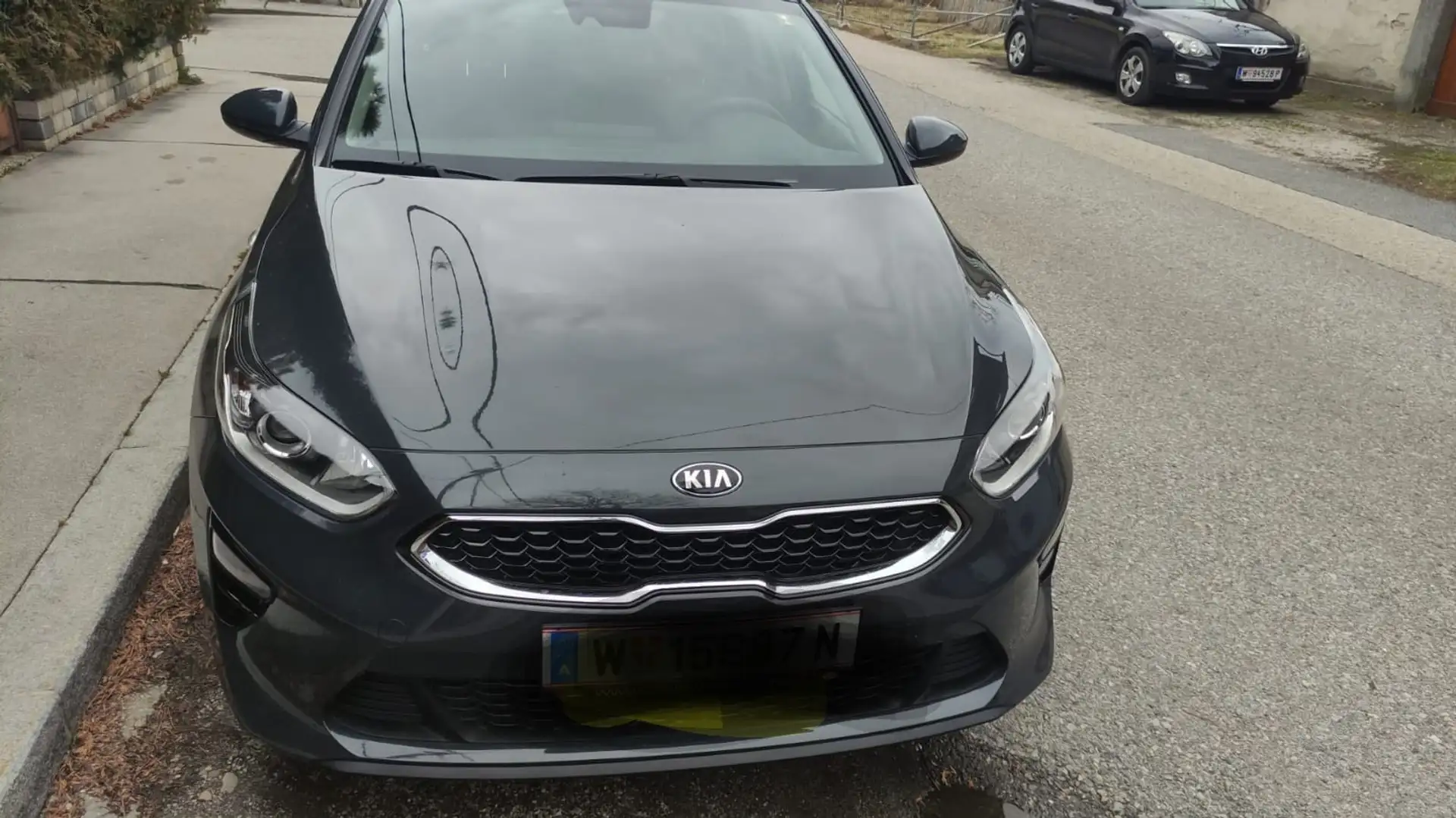 Kia Ceed SW / cee'd SW 1,6 CRDi SCR ISG Silber 48V DCT - 1