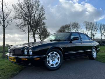 4.0 V8 Automaat | Schuifdak | Vogels LPG G3 | Harm