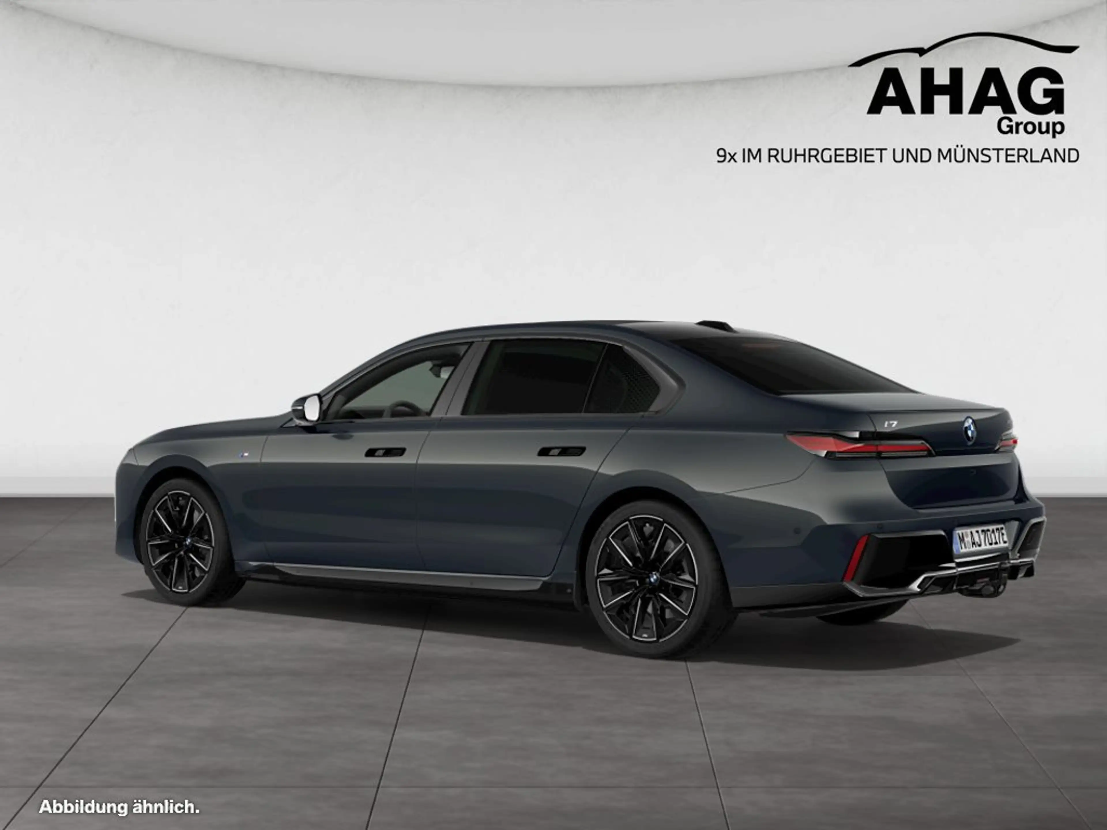BMW i7 xDrive60 — photo 6