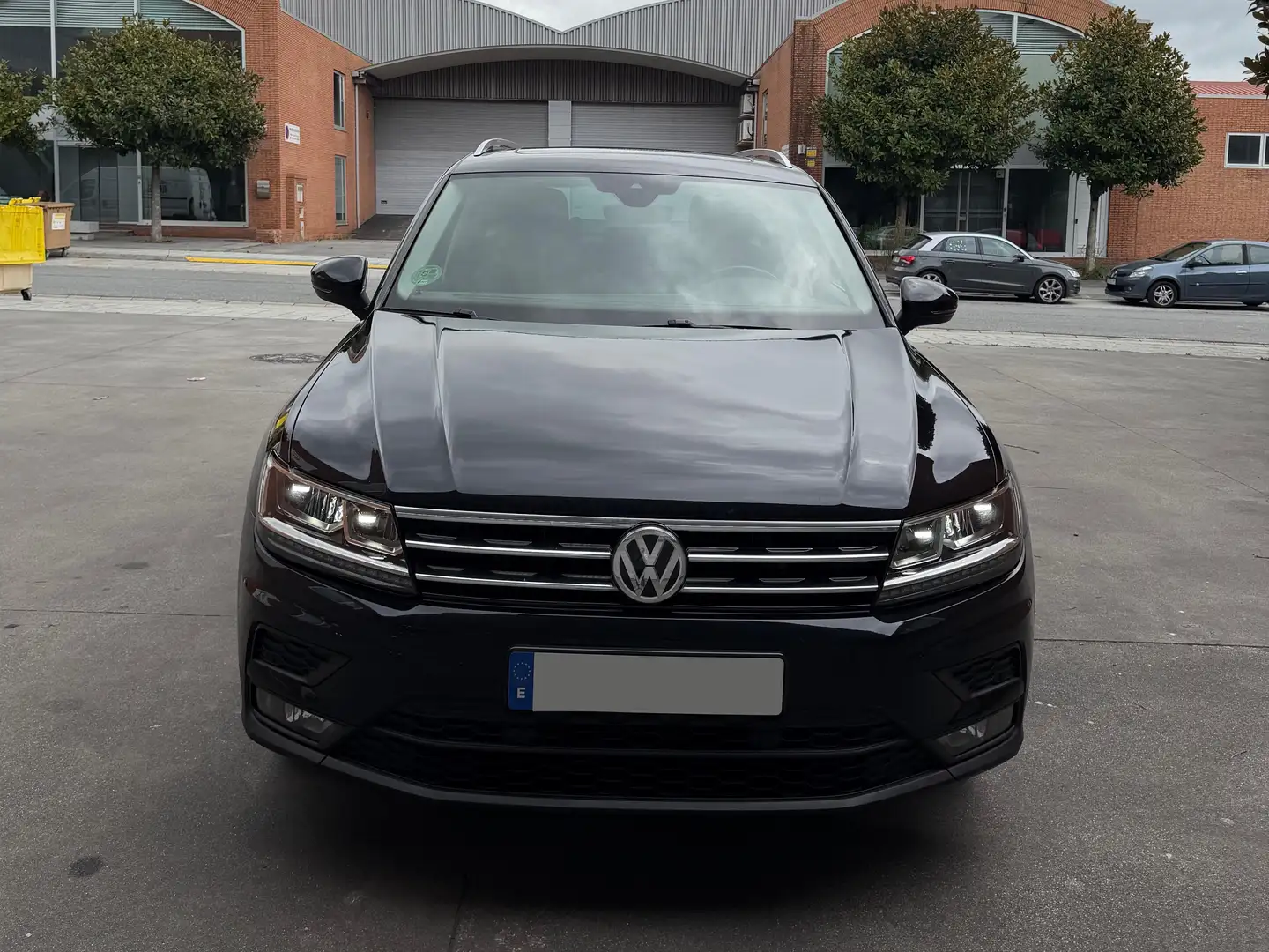 Volkswagen Tiguan Tiguan 1.4 TSI Tech Negro - 1