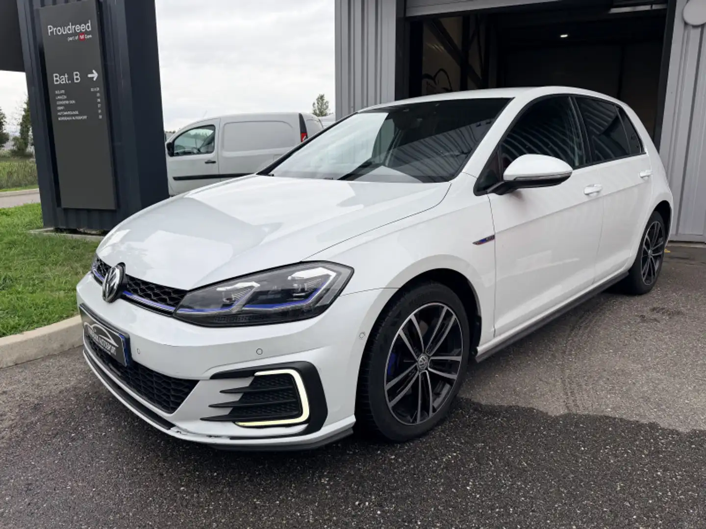Volkswagen Golf 1.4 TSI 204CH GTE DSG6 5P Weiß - 1