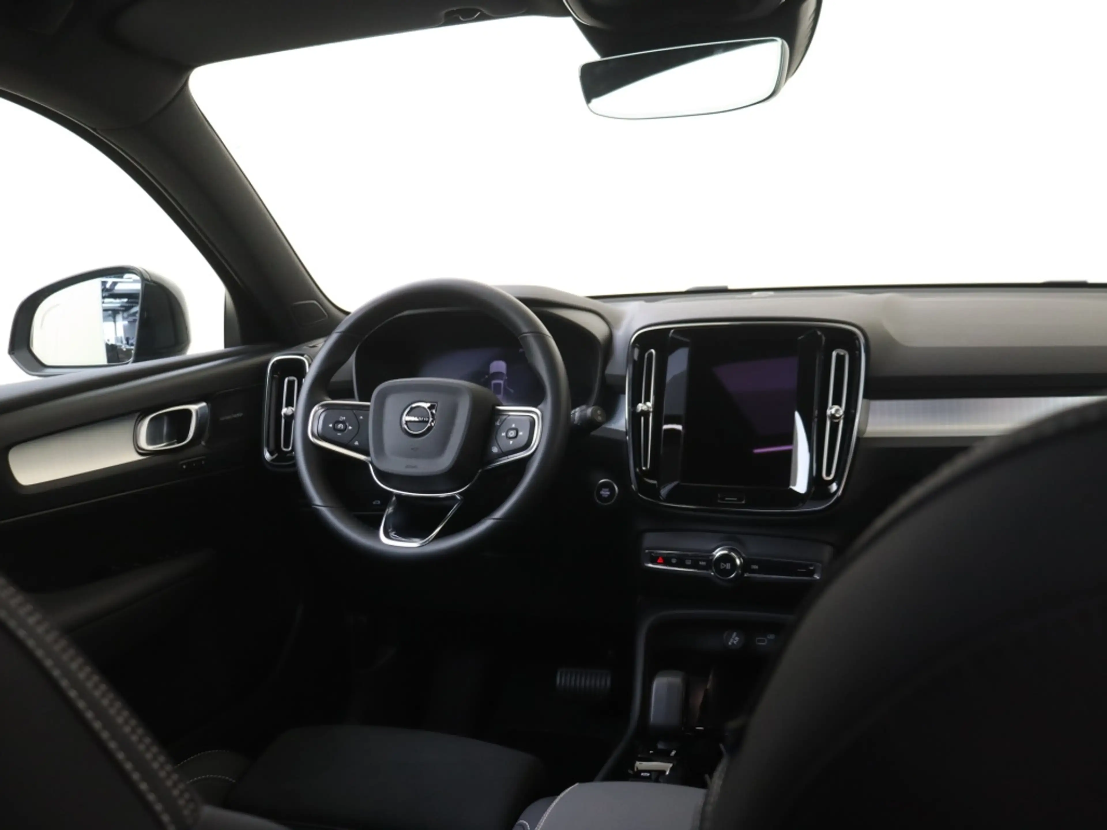 Volvo XC40 B4 Plus Black Edition | 360 Graden Camera | Panora — photo 10