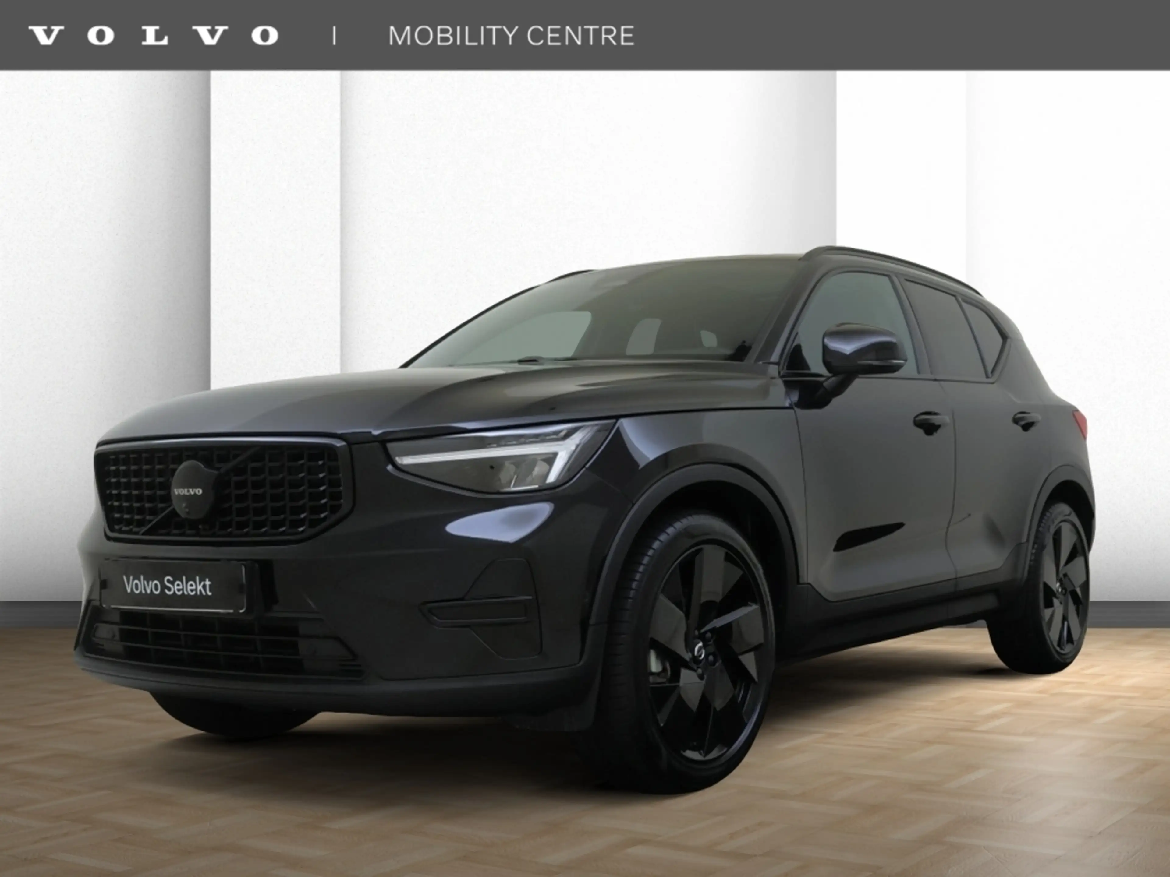 Volvo XC40 B4 Plus Black Edition | 360 Graden Camera | Panora