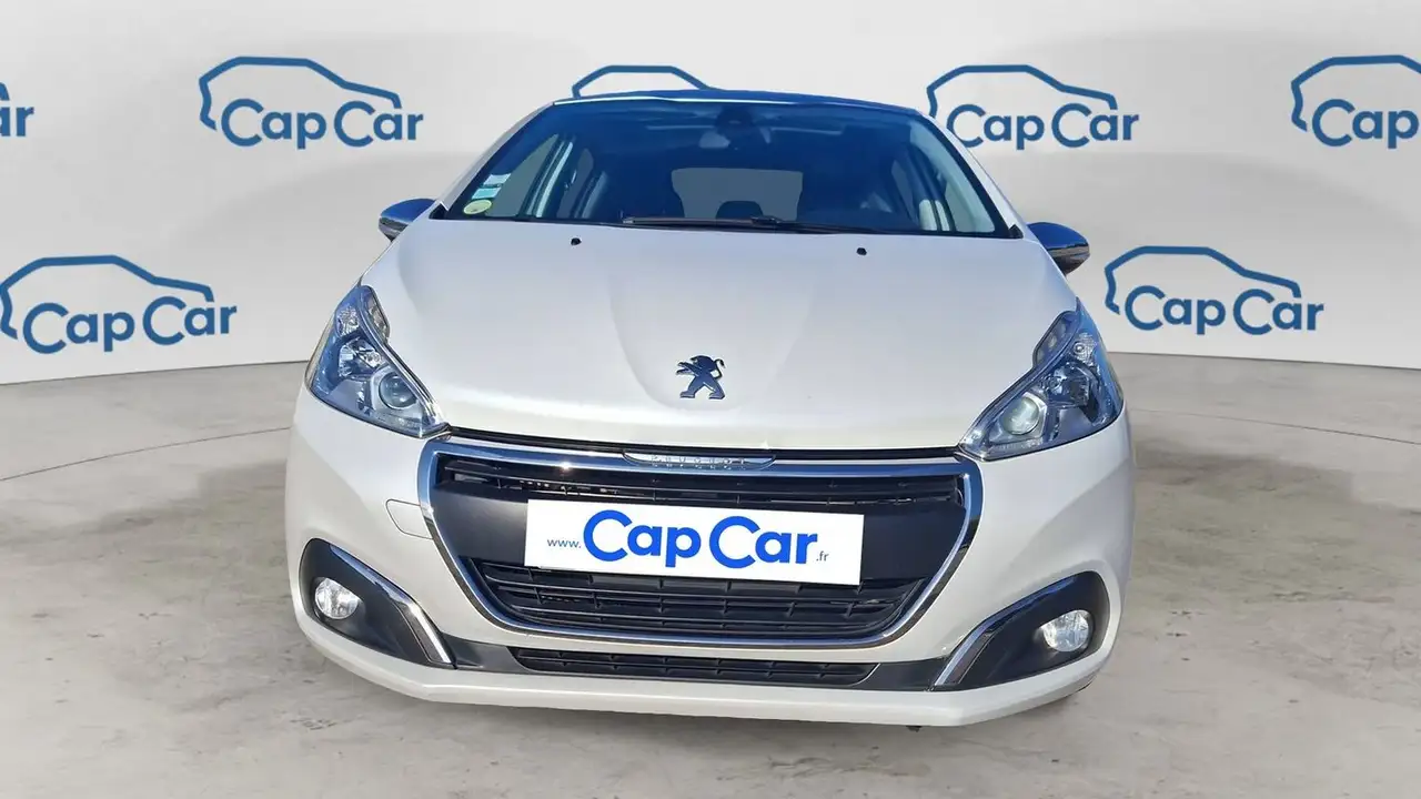 Peugeot 208 208 — photo 5