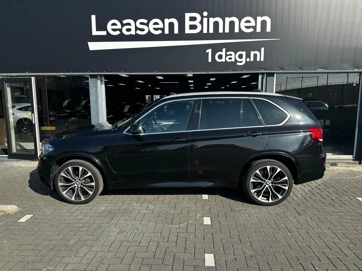 BMW X5 XDrive35i M Sport Edition 7p. Zwart - 2