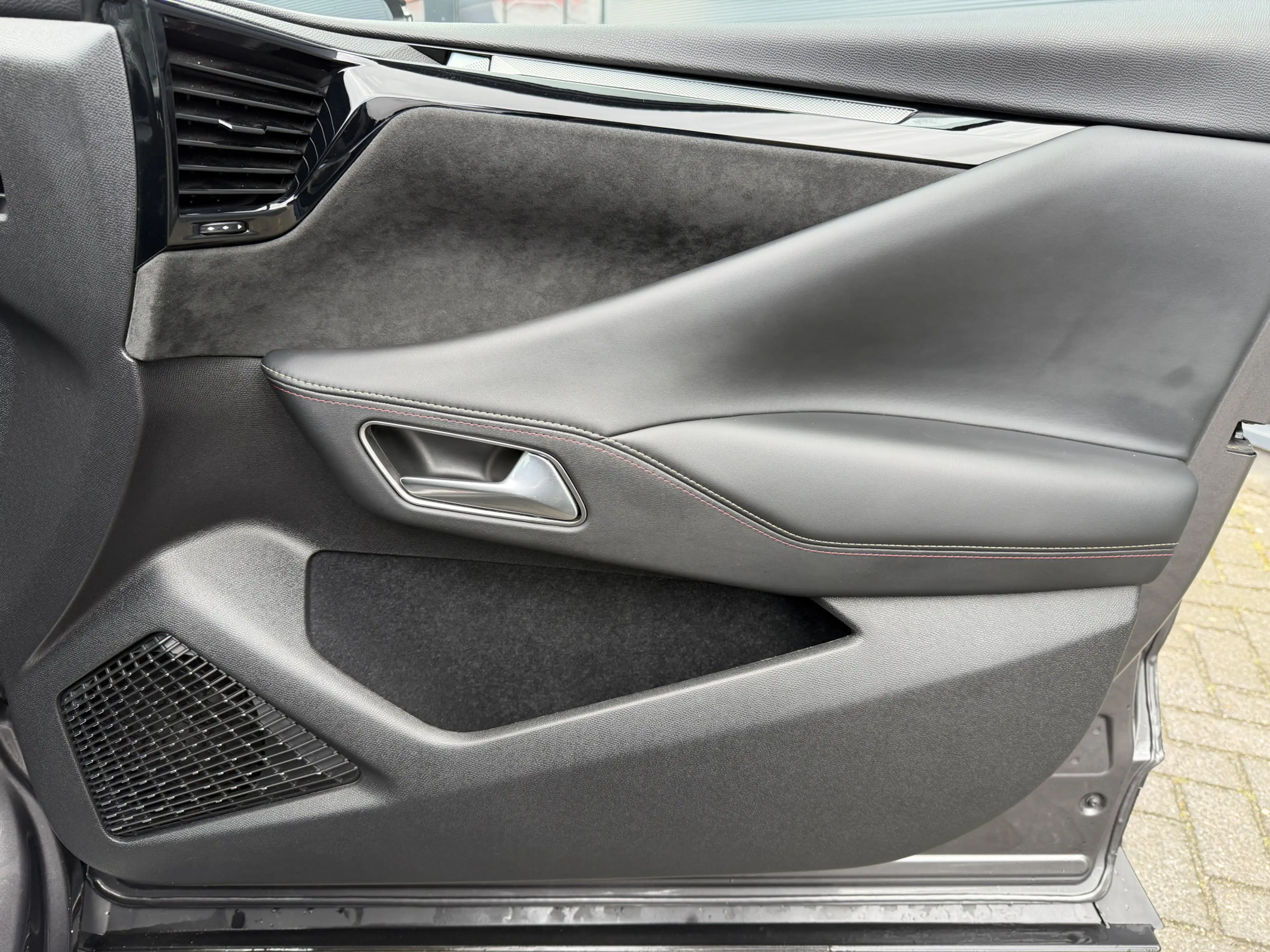 DS Automobiles DS 4 225pk E-Tense Performance Line+ (Camera - LED Matr — photo 39