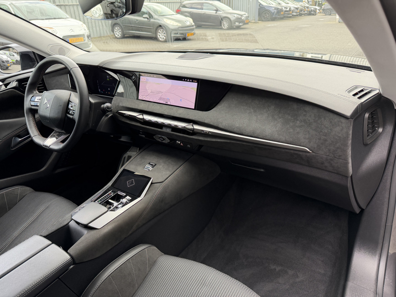 DS Automobiles DS 4 225pk E-Tense Performance Line+ (Camera - LED Matr — photo 38