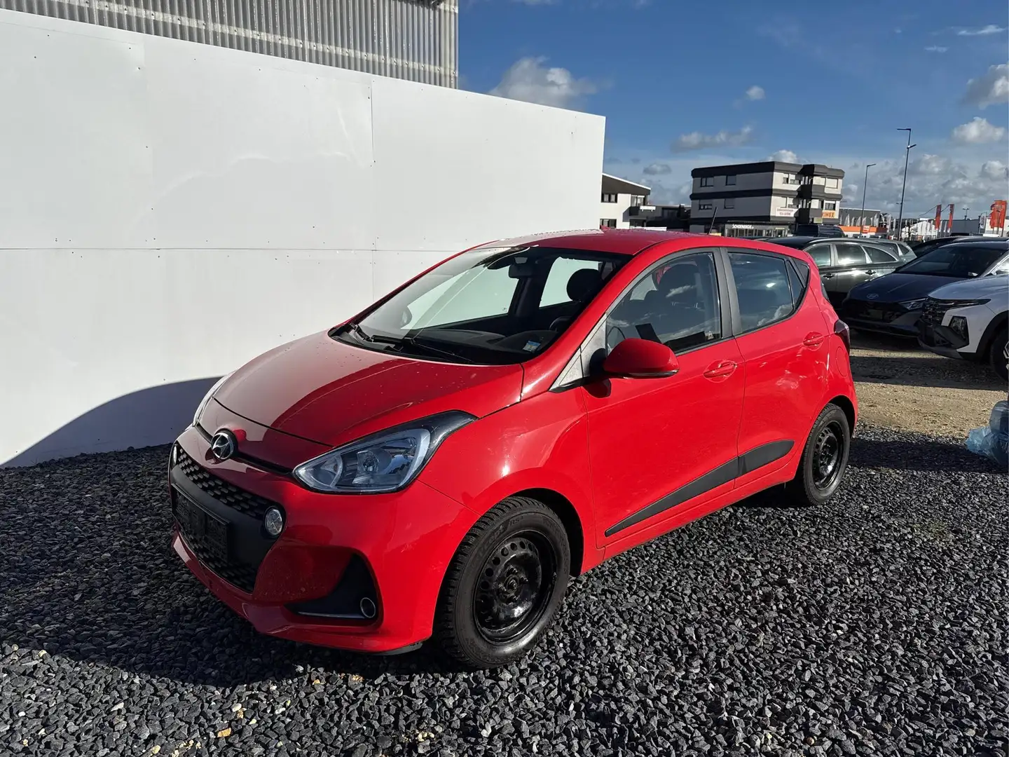 Hyundai i10 STYLE AUT ALU RADIO KLIMA EL.PAKET 1.2 AUT 64kW... Rot - 1